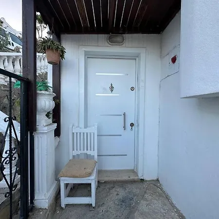 Bodrum, Akyarlar Karaincir Manzarili 1+1 Genis Apartmán Bodrum